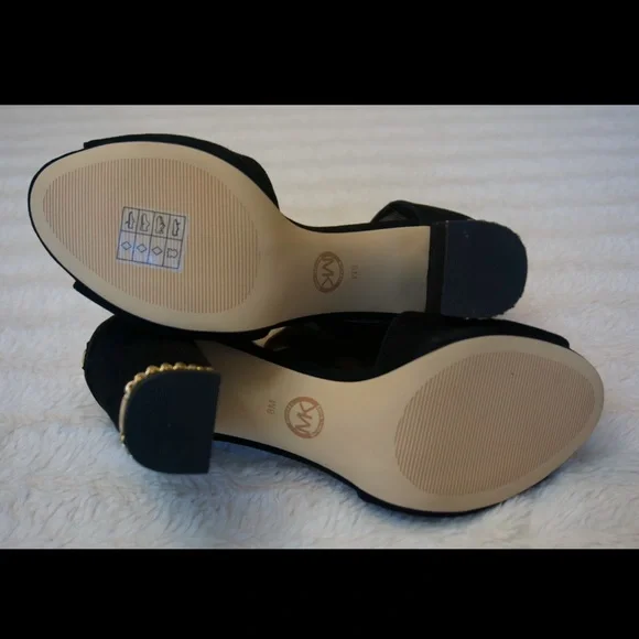 MICHAEL Michael Kors' Sabrina Pumps - Black - Picture 6 of 6